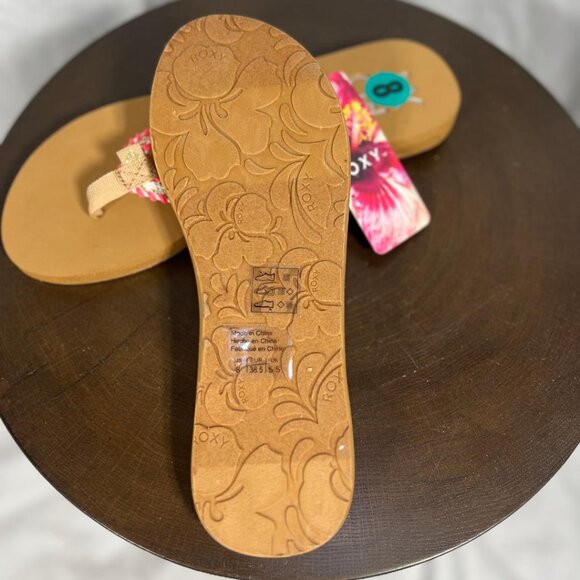 NWT Roxy Pink, White, and Gold Woven Flip-Flops - Size 8 - Picture 4 of 4